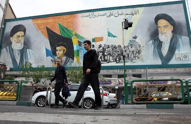 Asesor de Trump asegura que Estados Unidos tiene la capacidad de bloquear a Irán ‘indefinidamente’