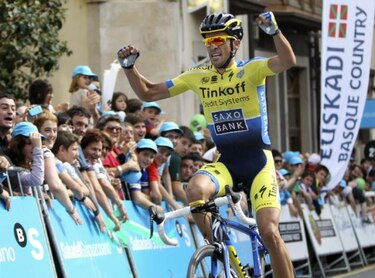 Poels se lleva la cuarta etapa, Contador sigue como líder