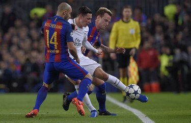 UEFA no suspenderá al árbitro del partido Barcelona-PSG
