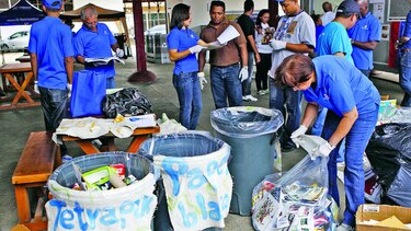 Reciclar, y aprender sobre huertos caseros