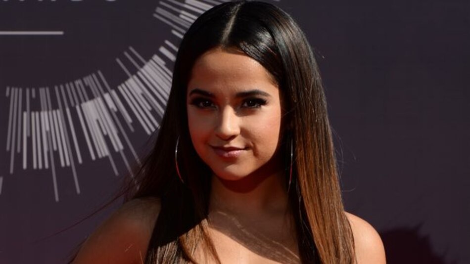 Becky G le dedica canción a Donald Trump
