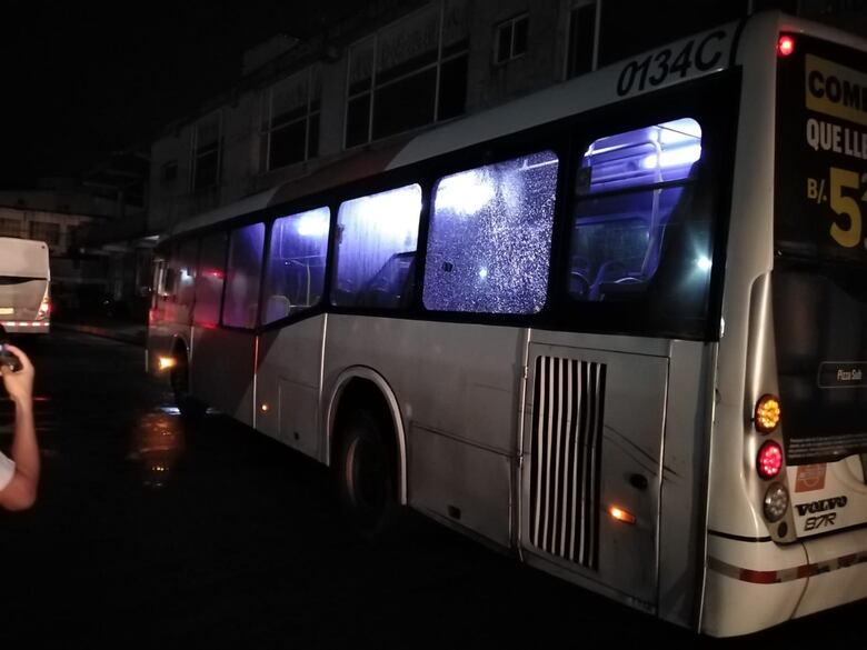 10 buses han sido vandalizados durante las recientes protestas ciudadanas
