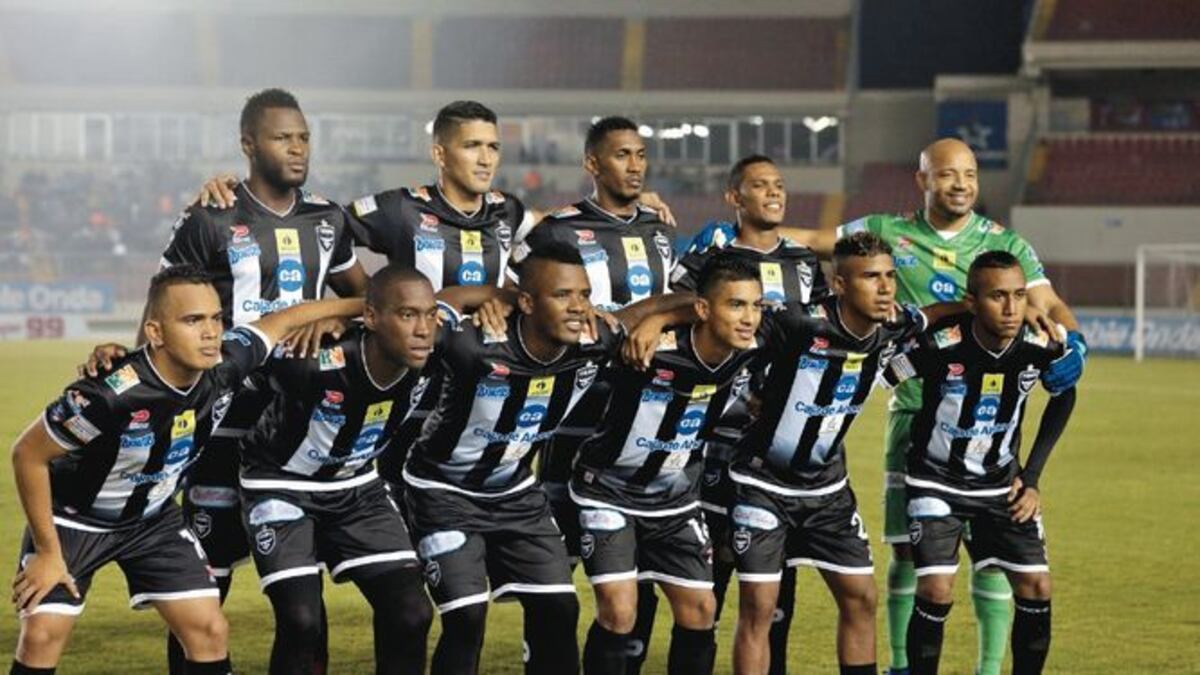 Con Checho Angulo, Tauro FC busca emular lo de 2012