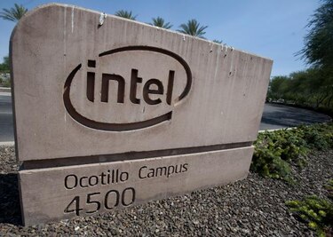 Ejecutivos de Intel aumentan foco sobre chip Atom para móviles