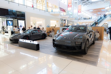 El reflejo de la distinción llega a Multiplaza con el Luxury Motor Show 2026