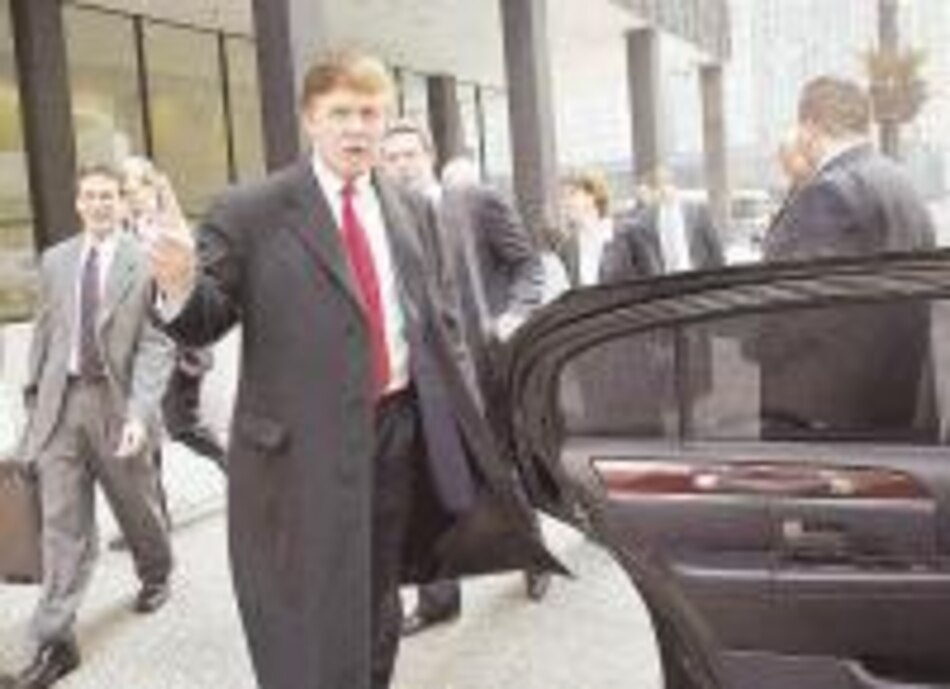 Magnate Donald Trump podría perder empleo