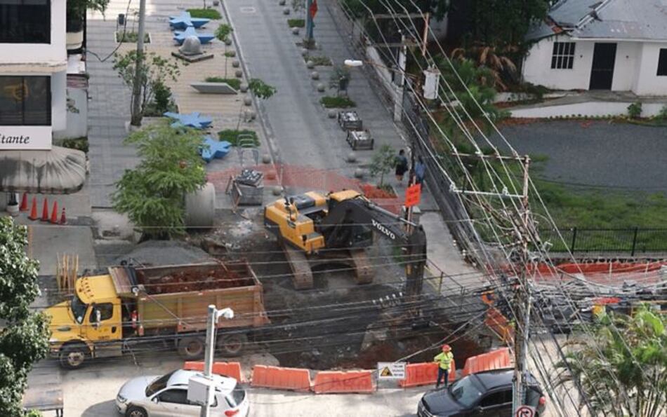Nueva adenda a proyecto de mejoras en calle Uruguay