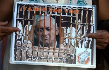 Guatemala: Congreso decide mañana sobre la inmunidad del Presidente