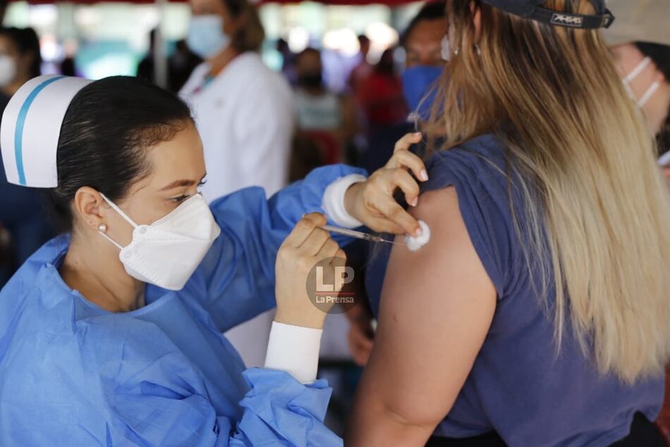 Proyectan aplicar 429 mil dosis en la primera semana de agosto