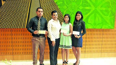 Estudiantes becados por Morgan & Morgan