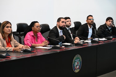El balance de Vamos: entre la gestión legislativa y el choque con el contralor