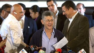Oposición: gobierno busca una guerra de poder para tapar catástrofe económica