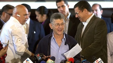 Oposición: gobierno busca una guerra de poder para tapar catástrofe económica