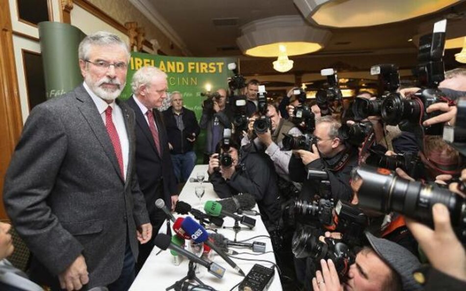 Gerry Adams clama inocencia tras detención relacionada con crimen del IRA