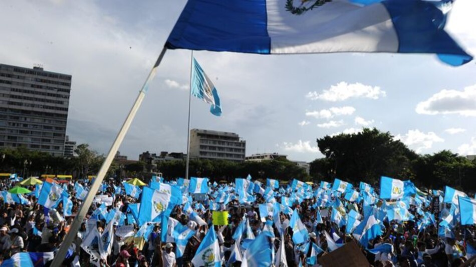 Menchú exige celeridad al Congreso y aprobar antejuicio contra Pérez Molina