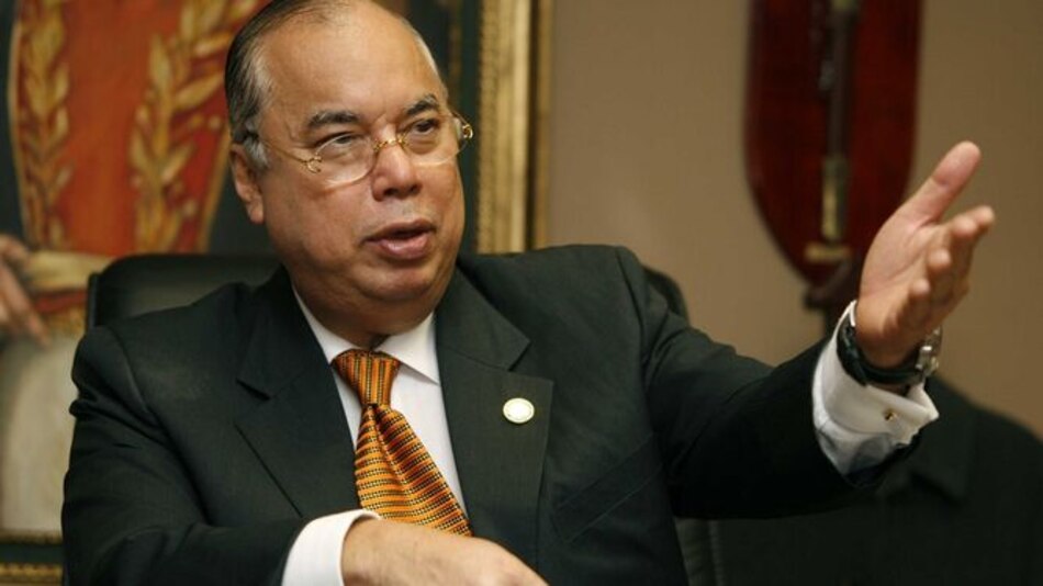 Enrique Lau Cortés es nombrado como nuevo director de la Caja de Seguro Social