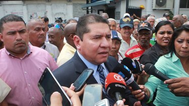 Asamblea espera elegir al nuevo defensor del pueblo antes de fin de mes
