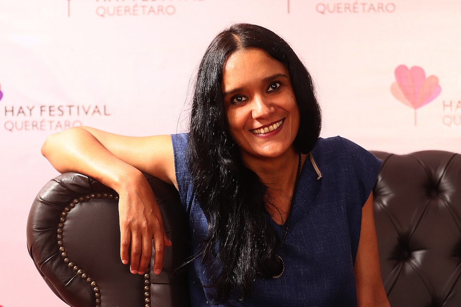 Escritora Alma Delia Murillo presenta ‘La cabeza de mi padre’