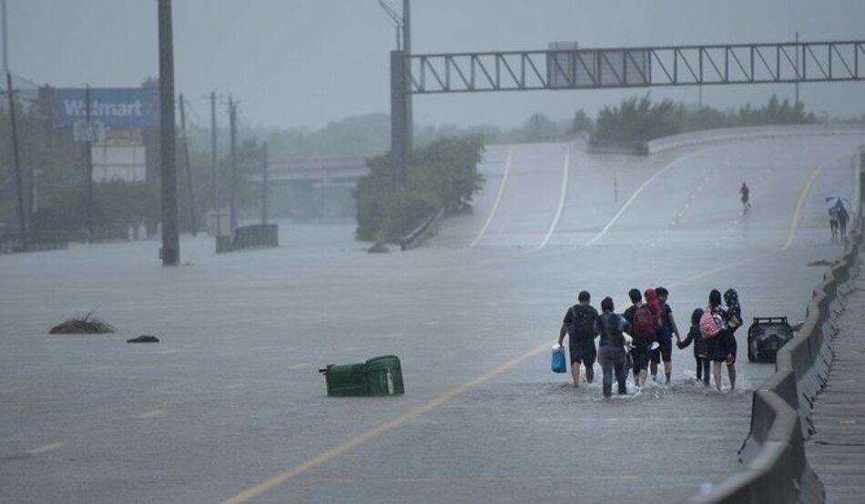 El huracán Harvey deja miles de desplazados en Houston