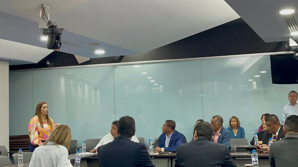 La extinción de dominio estaría en la jurisdicción administrativa, no en la penal