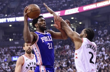 Los 76ers y un decaído Embiid se juegan la vida ante Toronto