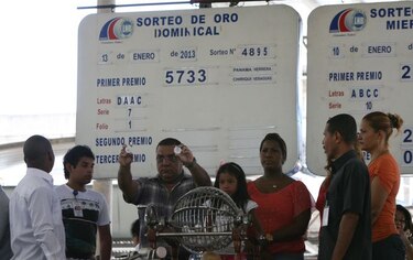 Ratifican a dos miembros de la directiva de la Lotería Nacional