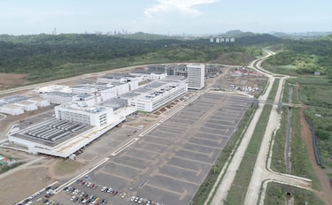 FCC apela a huelga y pandemia para rescindir contrato