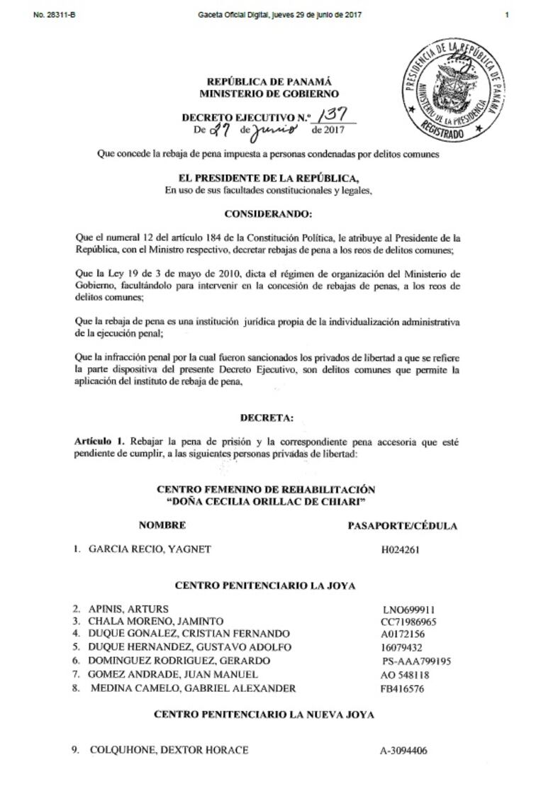 Presidente avala rebaja de pena a 15 reos