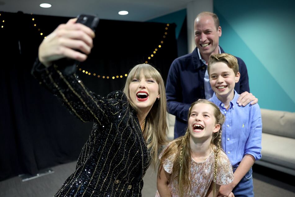 El príncipe William asiste con dos de sus hijos al concierto de Taylor Swift