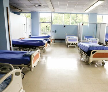 Comenenal: en dos años el sistema sanitario deberá tener unas 20 mil camas hospitalarias