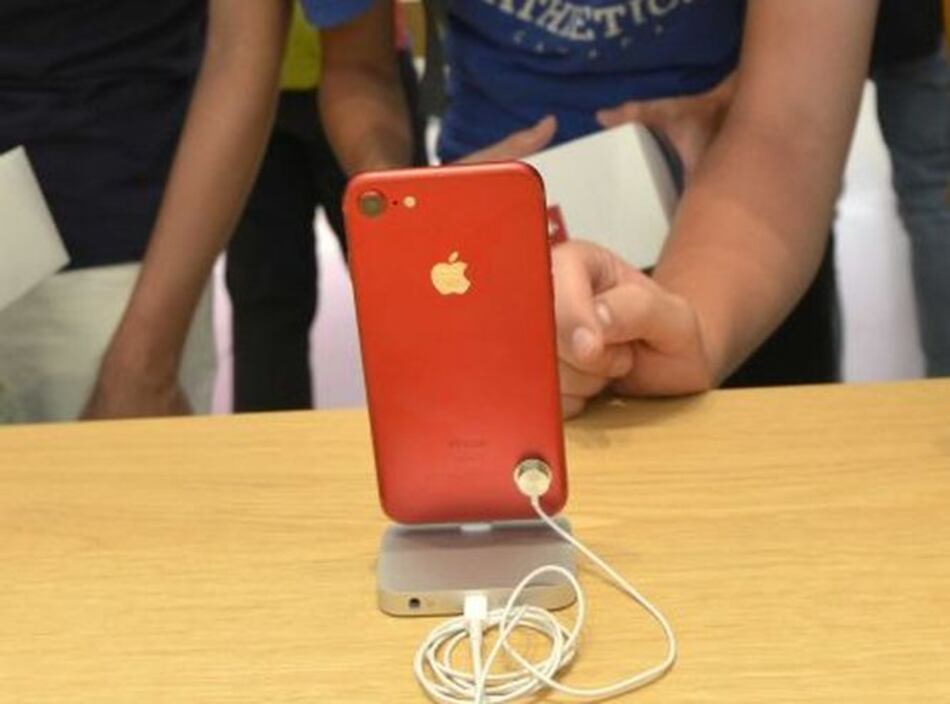 Apple probaría escaneo facial 3D para desbloquear próximo iPhone