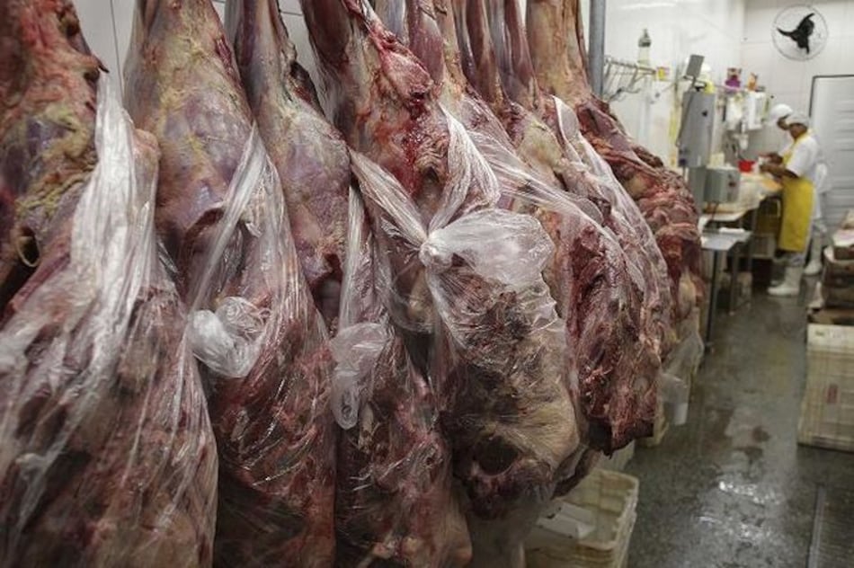 Uruguay defiende su producción de carne en medio de escándalo en Brasil