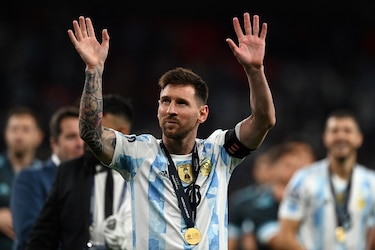 Messi y Maradona, un nuevo éxito compartido tras el triunfo de Argentina en la Finalissima