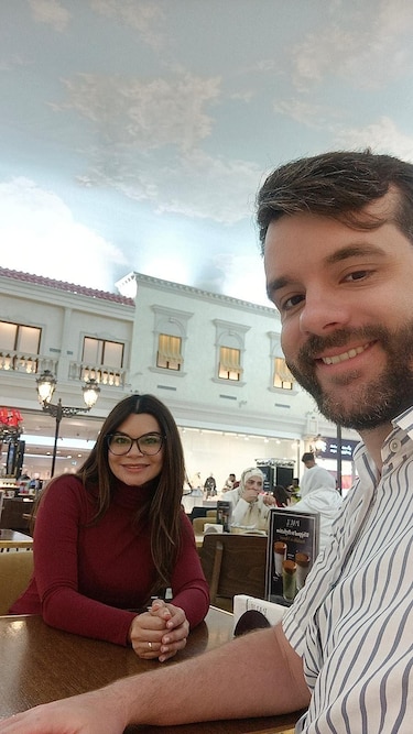 ‘Hay demasiada incertidumbre y miedo’: los testimonios de 2 latinoamericanos que viven en Medio Oriente