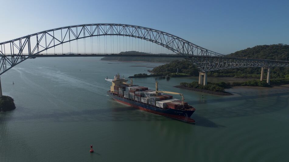 Canal de Panamá avanza hacia la segunda fase del proyecto de gasoducto