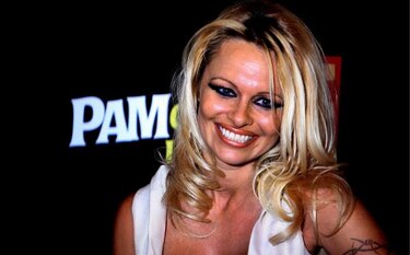 Pamela Anderson correrá maratón de Nueva York por Haití