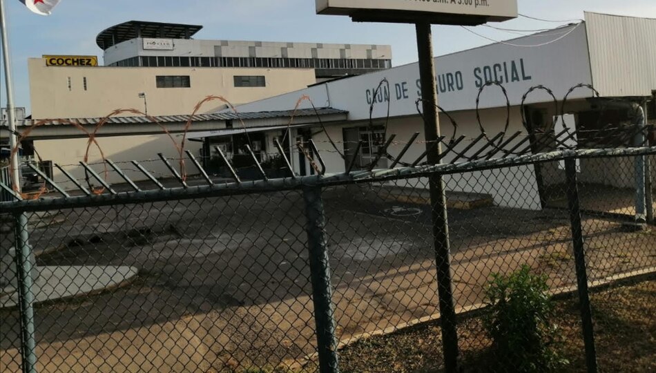 Detectan al menos 21 casos de Covid-19 en la coordinación administrativa de la CSS en Herrera