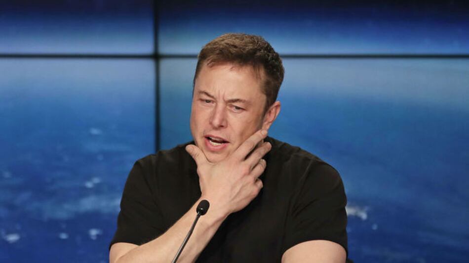 Elon Musk ofrece ayuda para rescatar a los niños atrapados en Tailandia
