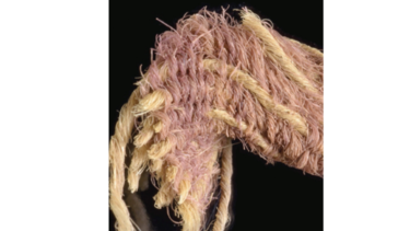 Descubren en Israel tejidos de 3 mil años de antigûedad