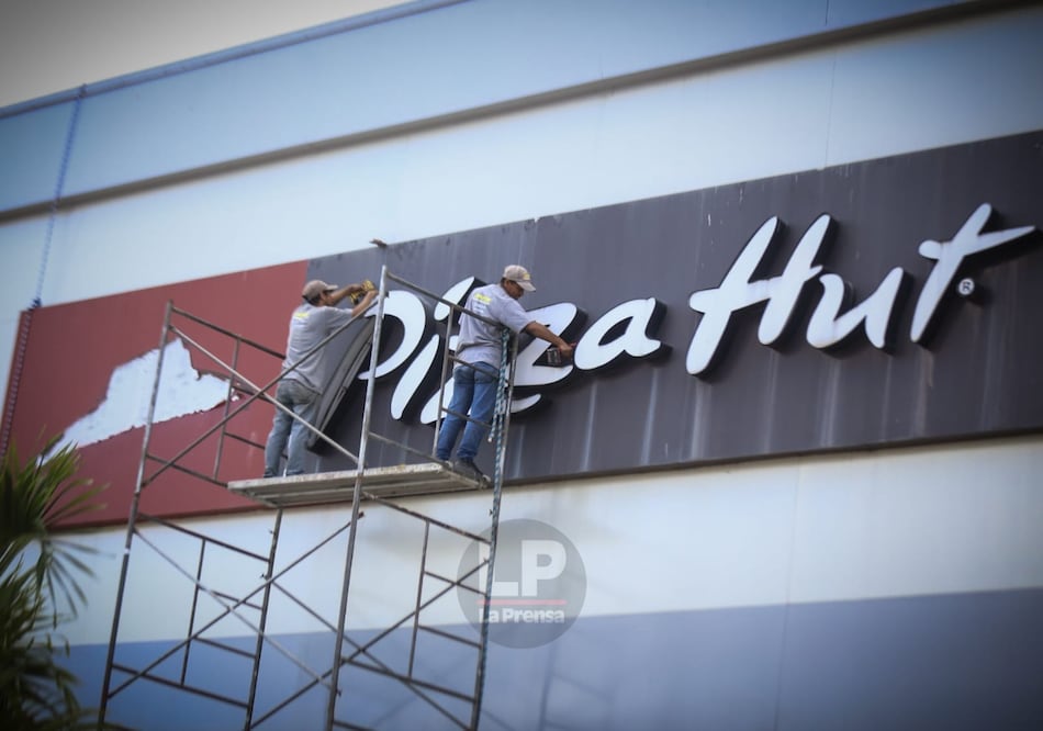 Qué provocó el cierre de las 12 sucursales de Pizza Hut Panamá