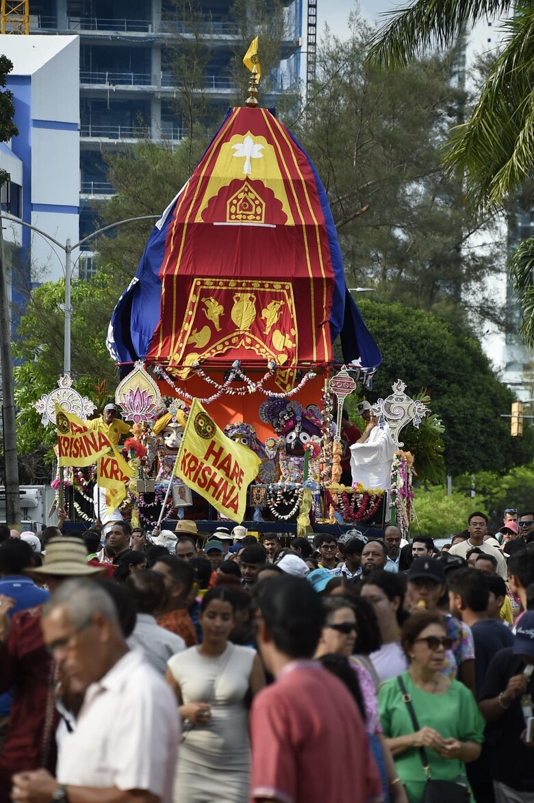 Celebrando la cultura hindú: el Festival de la India realizó su décimo séptima edición