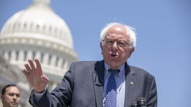 Bernie Sanders suspende campaña para presidenciales de 2020