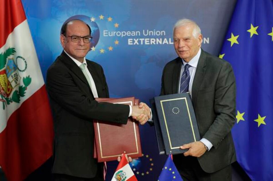 Congreso de Perú analiza denuncia contra Pedro Castillo