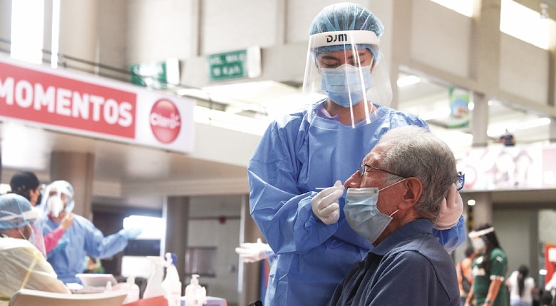 Variante brasileña es más transmisible y letal