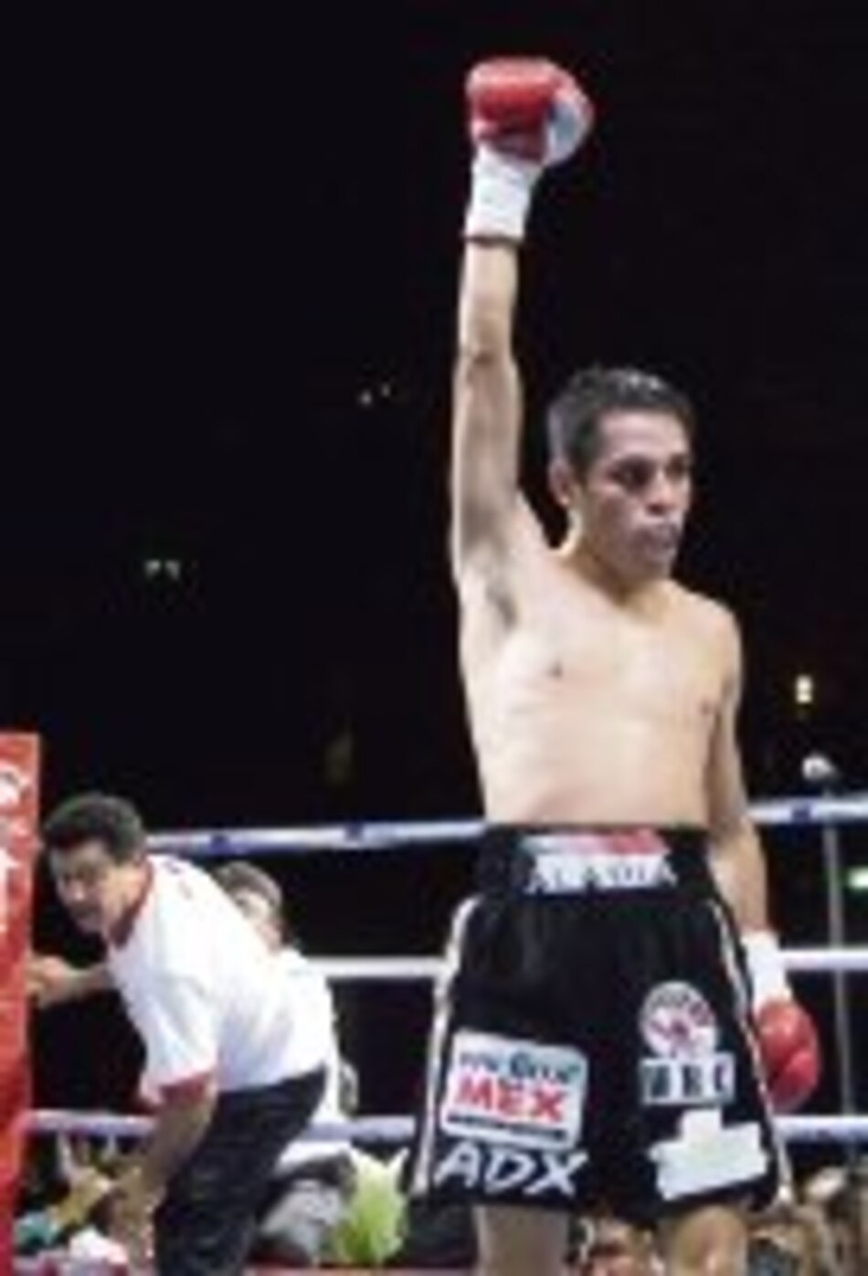 Sosa defiende con éxito su corona del peso minimosca