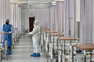 Nacen trillizos con Covid-19 en el norte de México
