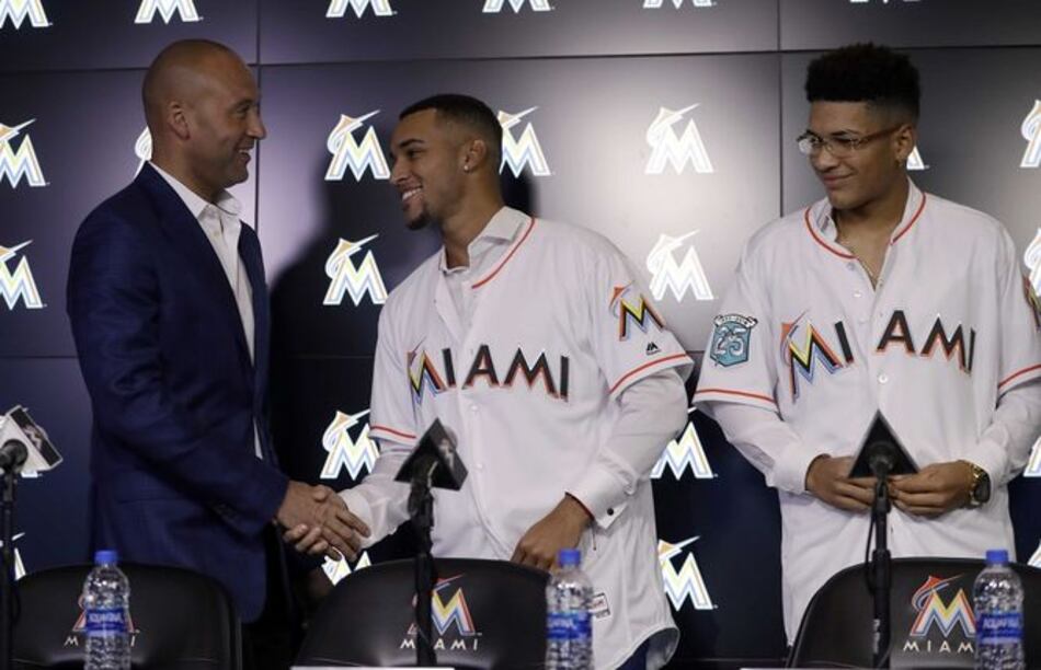 Marlins apuestan por los hermanos Mesa