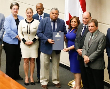Rutilio Villarreal es confirmado como director del Idaan por el pleno de la Asamblea