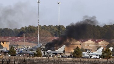 Suben a 11 los muertos del accidente del F-16 en España