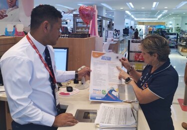 Inicio de clases: Acodeco inspecciona comercios para verificar ofertas y precios de útiles escolares